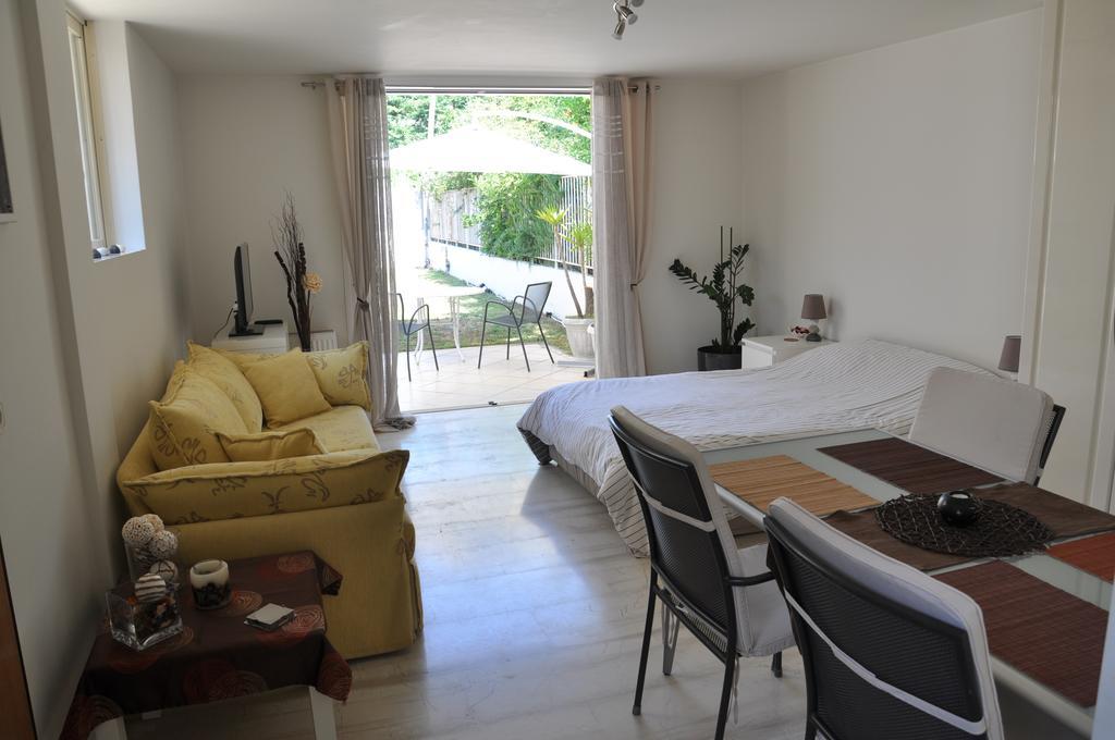 Cosy Studio With Garden / Individual Apartment Aten Exteriör bild