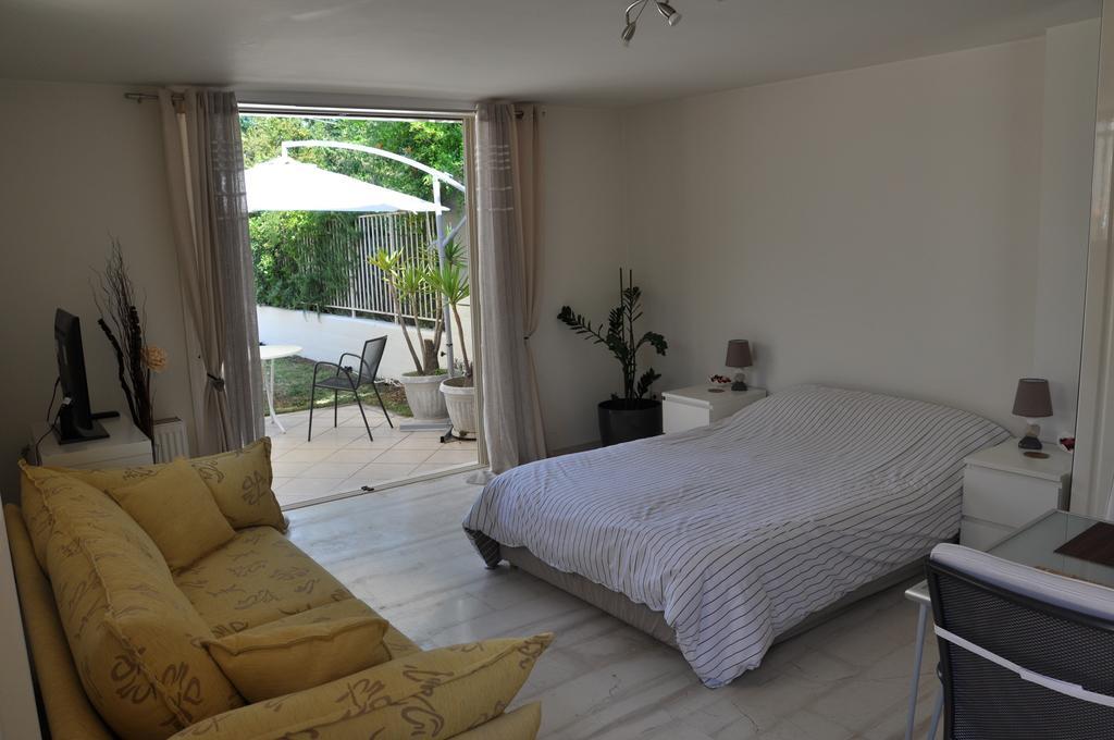 Cosy Studio With Garden / Individual Apartment Aten Exteriör bild