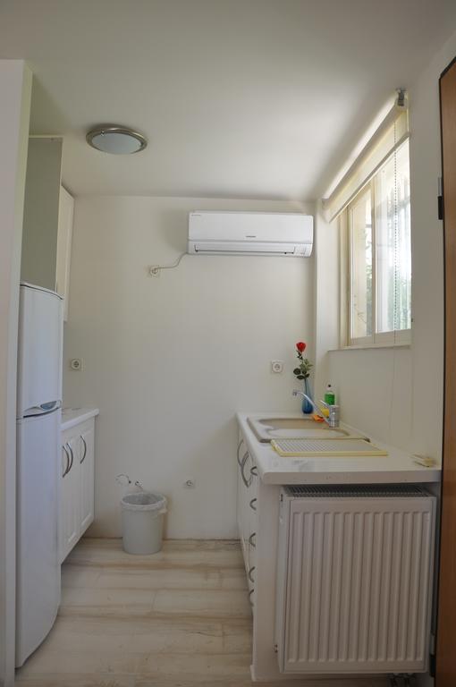 Cosy Studio With Garden / Individual Apartment Aten Exteriör bild