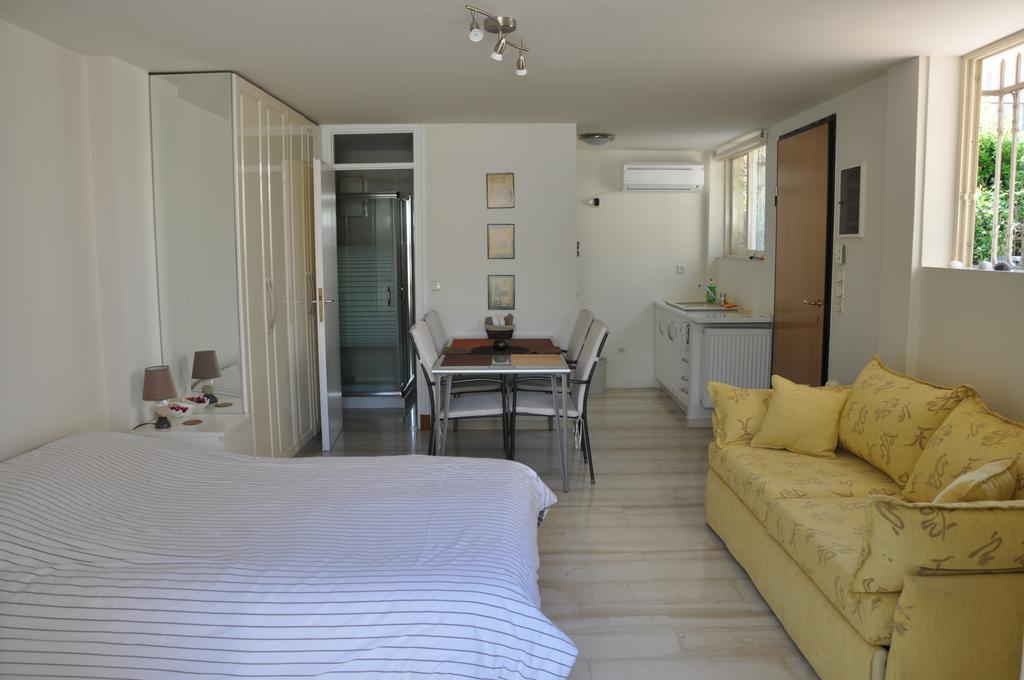 Cosy Studio With Garden / Individual Apartment Aten Exteriör bild